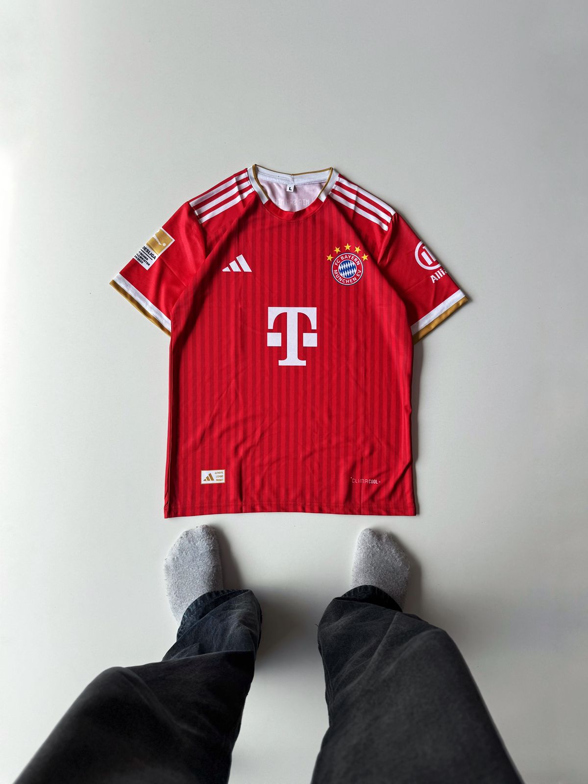 Fc Bayern Olise half sleeve