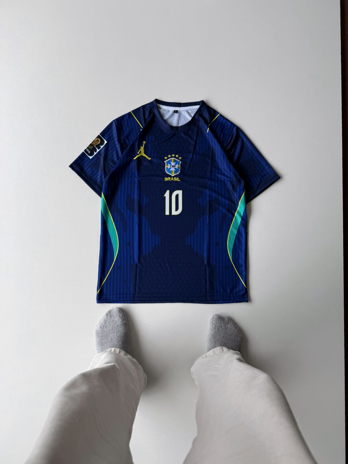 Neymar brazil away WC 26 half sleeve