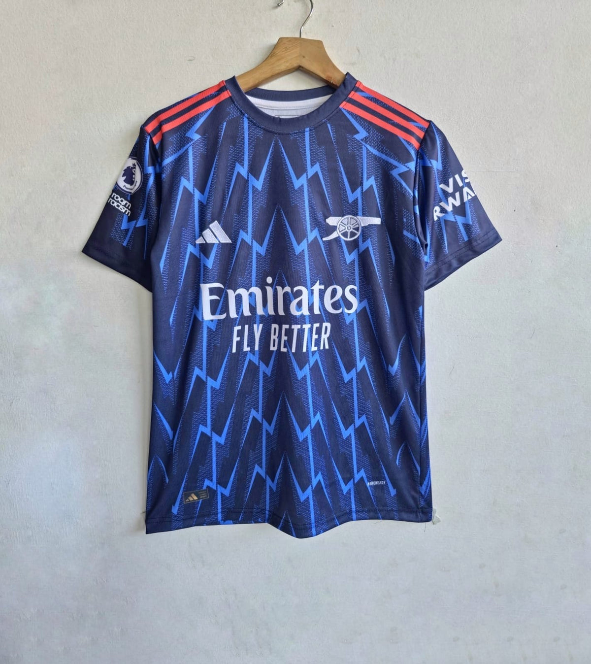 Saka Arsenal away 25-26 half sleeves kit